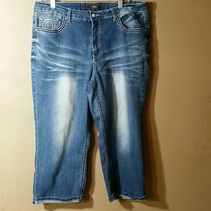 Cato Classic Capri Jean Shorts